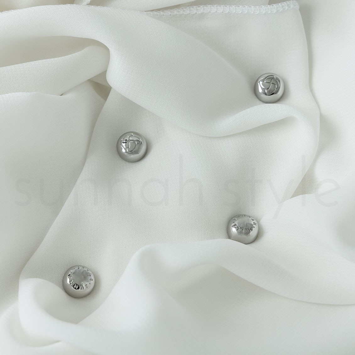Sunnah Style Esteem Wearable Hijab Magnets Silver